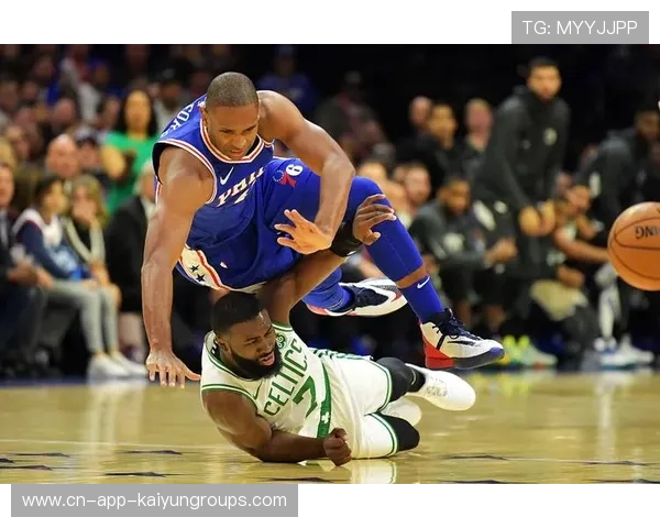 76人训练适配：内线包夹与外围传导的配合成为攻防核心