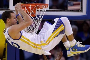 开云在线直播-塞维利亚中后场配合流畅减少失误，塞维利亚最佳阵容