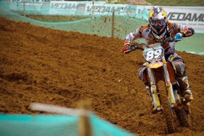 开云中国-世界杯预选赛中国足球迎战 球迷高度关注，世界杯预选赛中国队2022